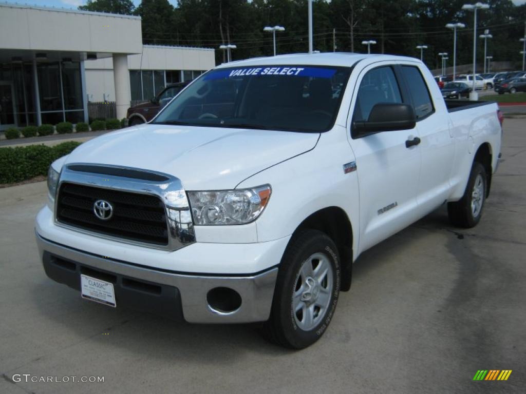 Super White Toyota Tundra