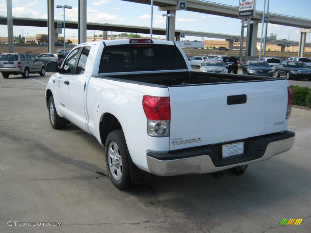2008 Tundra SR5 Double Cab - Super White / Graphite Gray photo #3