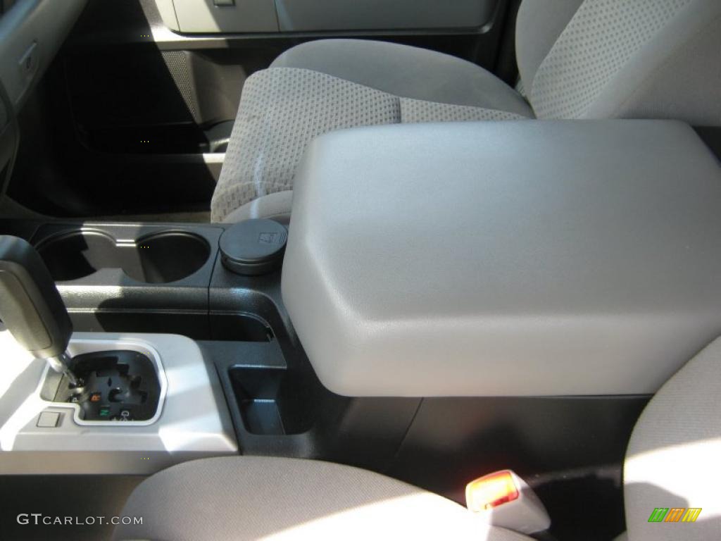 2008 Tundra SR5 Double Cab - Super White / Graphite Gray photo #12