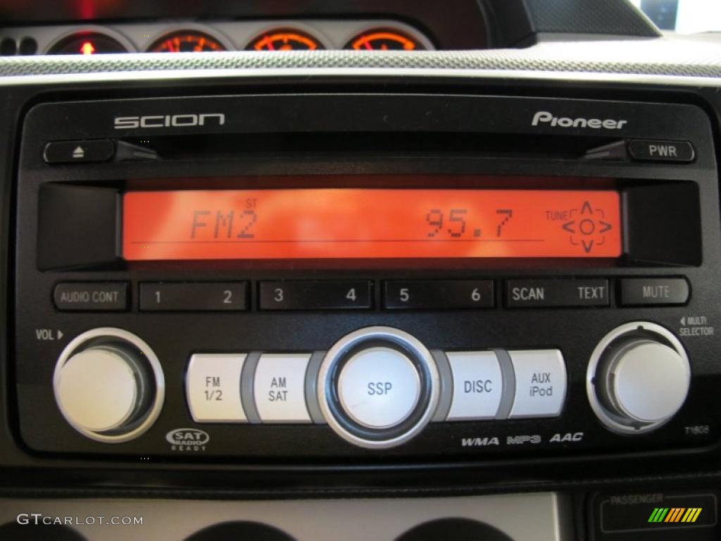 2008 Scion xB Standard xB Model Controls Photo #48876612
