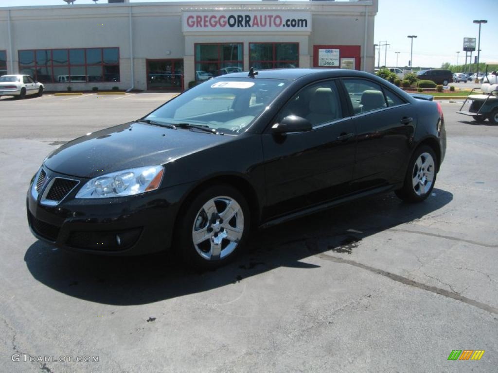 Carbon Black Metallic Pontiac G6