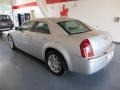 2005 Bright Silver Metallic Chrysler 300 C HEMI  photo #2