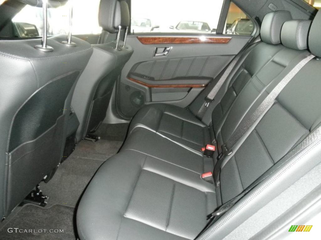 Black Interior 2011 Mercedes-Benz E 350 BlueTEC Sedan Photo #48879114