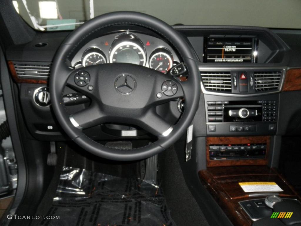 2011 Mercedes-Benz E 350 BlueTEC Sedan Black Dashboard Photo #48879129