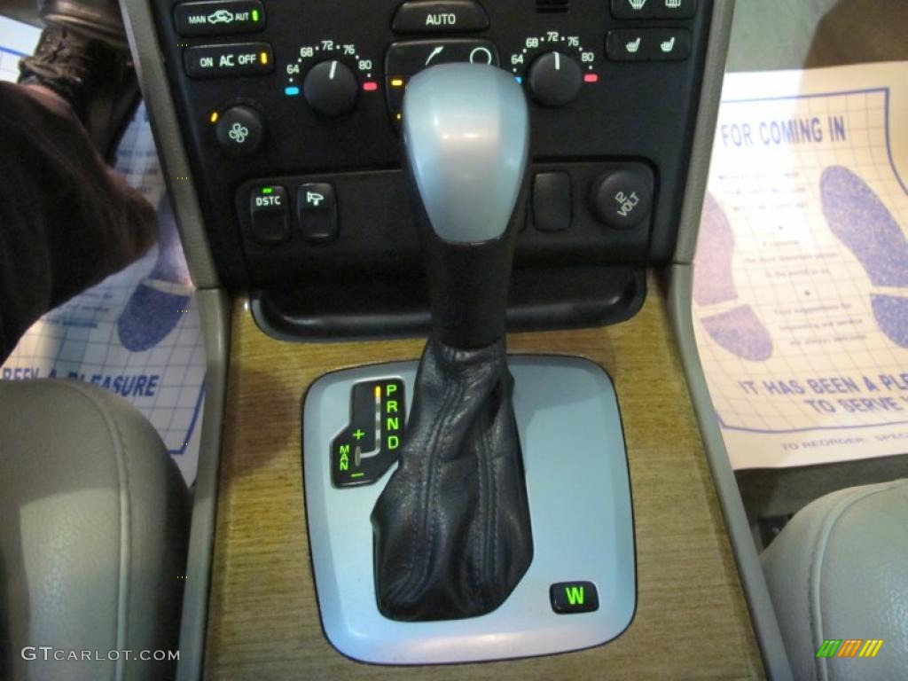 2004 Volvo XC90 T6 AWD 4 Speed  Automatic Transmission Photo #48879360