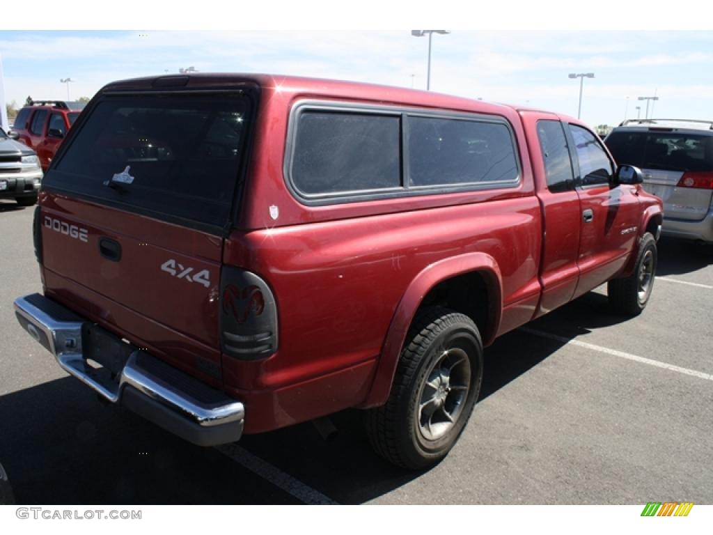 1999 Dakota SLT Extended Cab 4x4 - Metallic Red / Agate photo #2
