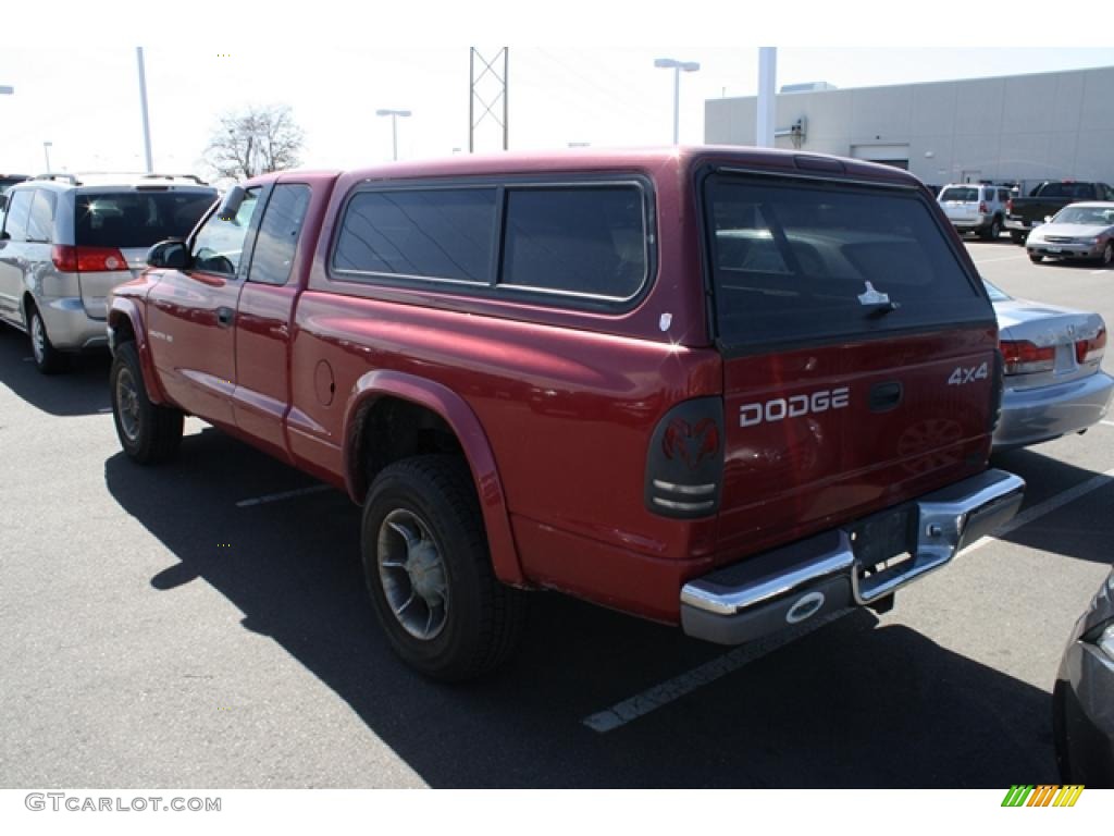 1999 Dakota SLT Extended Cab 4x4 - Metallic Red / Agate photo #3