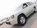 1997 White Pearl Tri-Coat Infiniti QX4 4x4  photo #2