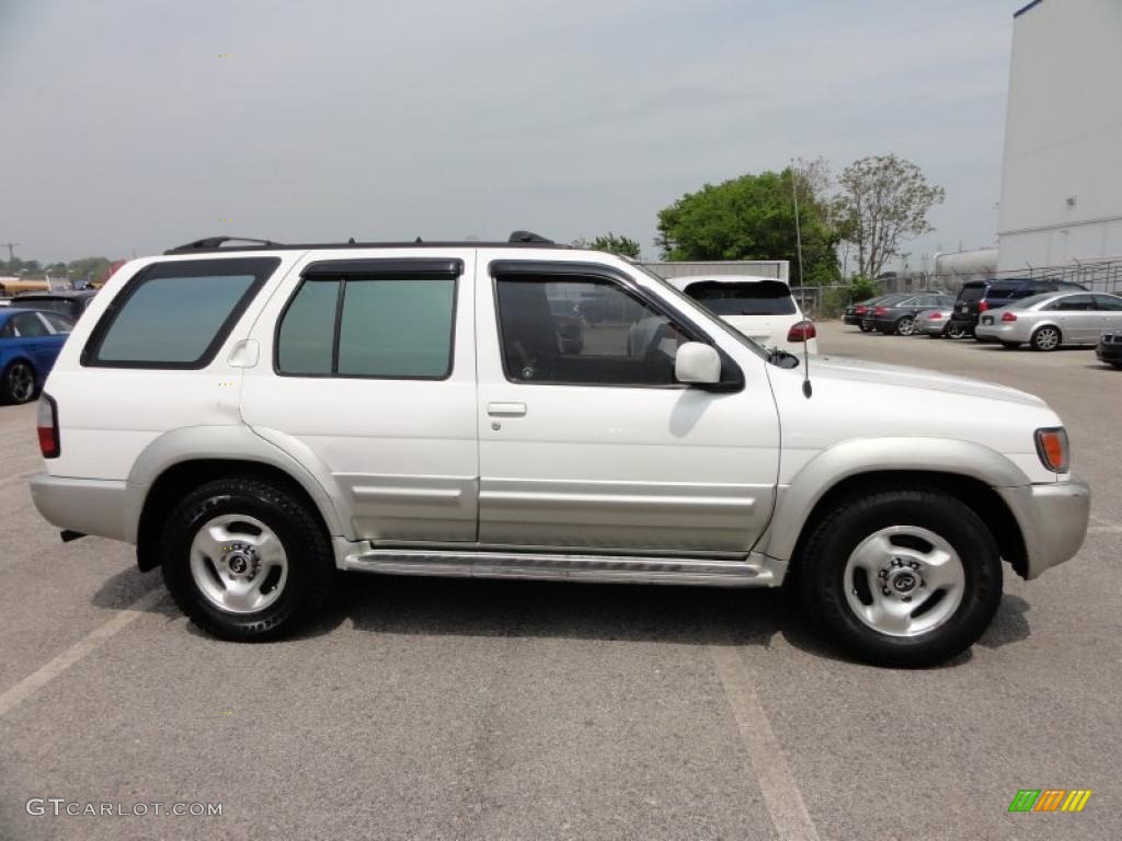 White Pearl Tri-Coat 1997 Infiniti QX4 4x4 Exterior Photo #48884985