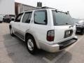 1997 White Pearl Tri-Coat Infiniti QX4 4x4  photo #10