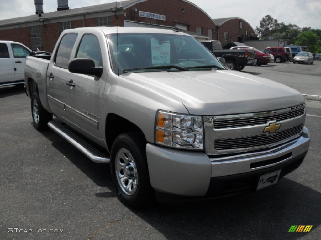 2009 Silverado 1500 LS Crew Cab - Silver Birch Metallic / Dark Titanium photo #5