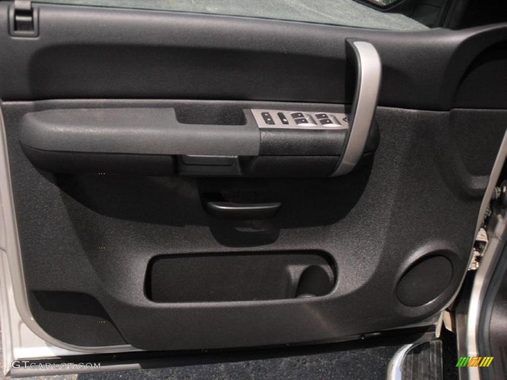 2009 Silverado 1500 LS Crew Cab - Silver Birch Metallic / Dark Titanium photo #8