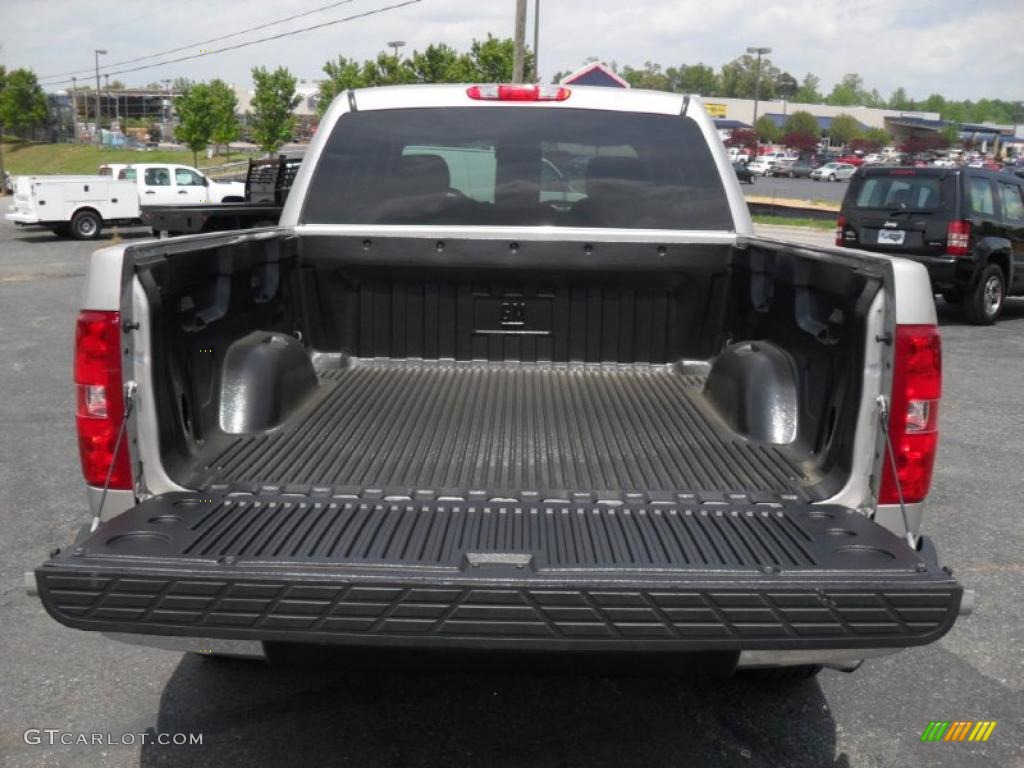2009 Silverado 1500 LS Crew Cab - Silver Birch Metallic / Dark Titanium photo #16