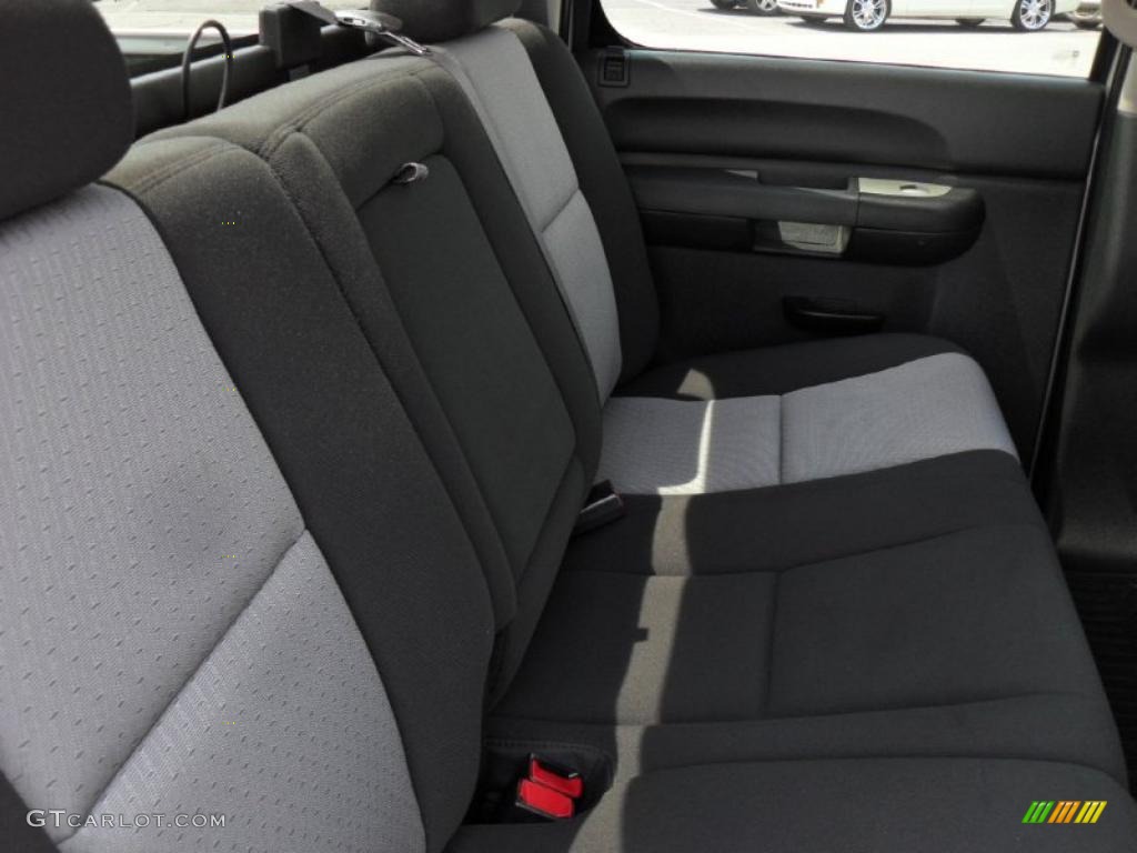 2009 Silverado 1500 LS Crew Cab - Silver Birch Metallic / Dark Titanium photo #17