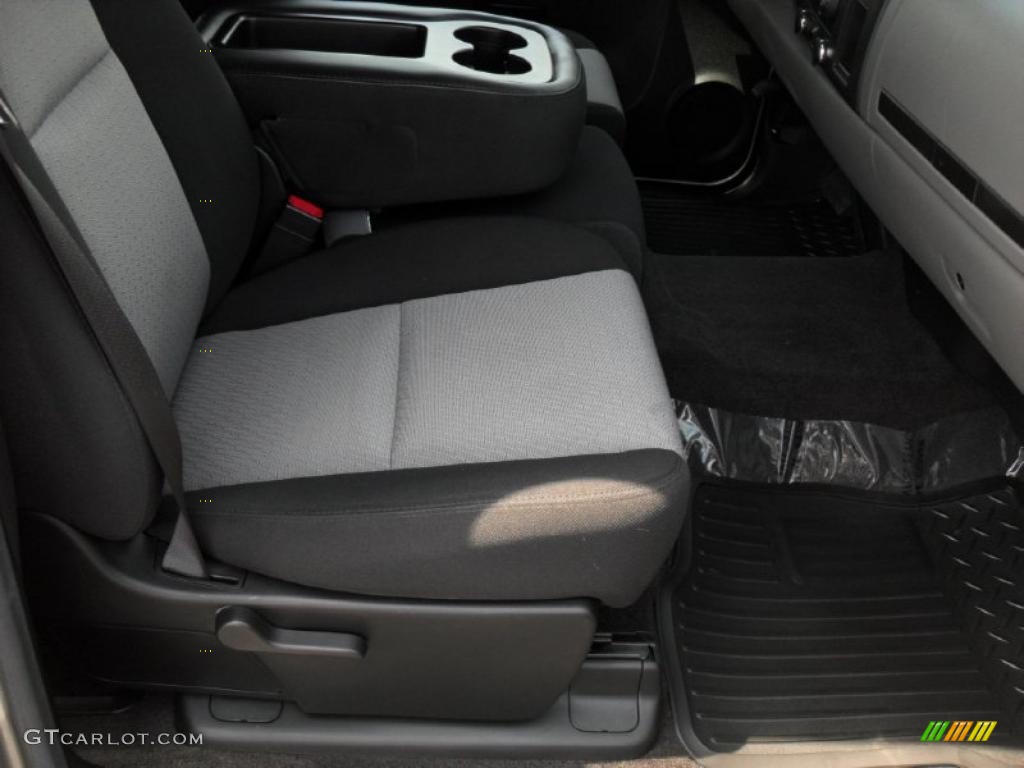2009 Silverado 1500 LS Crew Cab - Silver Birch Metallic / Dark Titanium photo #18