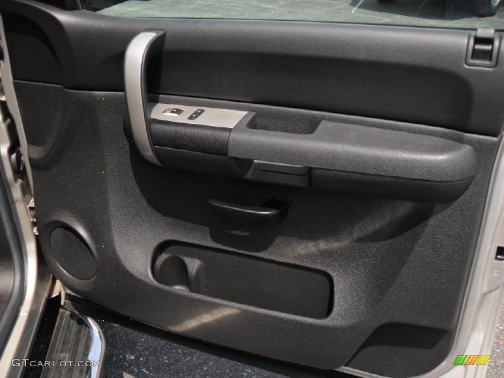 2009 Silverado 1500 LS Crew Cab - Silver Birch Metallic / Dark Titanium photo #20