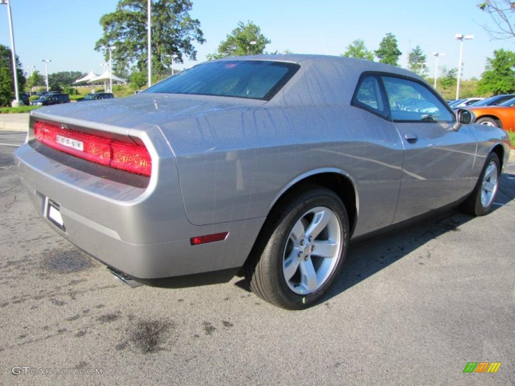 2011 Challenger SE - Billet Metallic / Dark Slate Gray photo #3