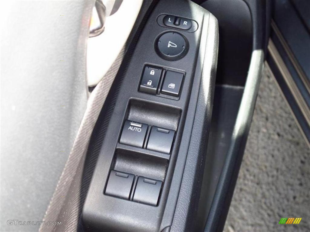 2009 Honda Accord LX Sedan Controls Photo #48887640