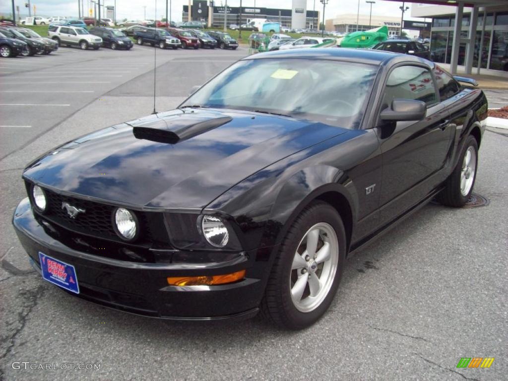 2008 Mustang GT Premium Coupe - Black / Black photo #1