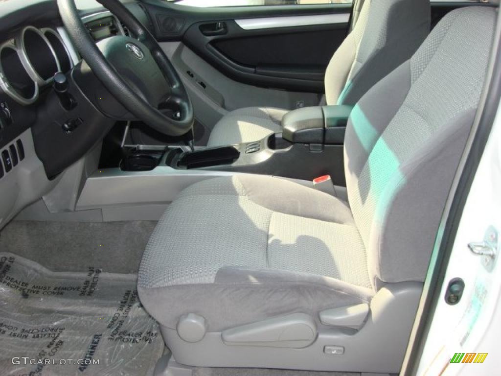 2004 4Runner SR5 4x4 - Natural White / Stone photo #9