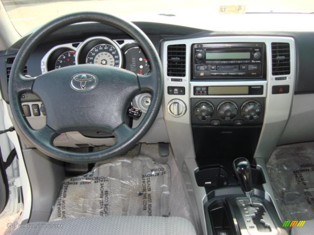 2004 4Runner SR5 4x4 - Natural White / Stone photo #13