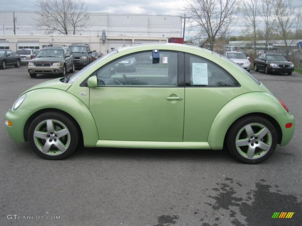 Cyber Green Metallic 2003 Volkswagen New Beetle GLS 1.8T Cyber Green Color Concept Coupe Exterior Photo #48892119