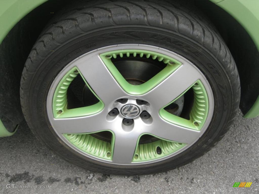 2003 Volkswagen New Beetle GLS 1.8T Cyber Green Color Concept Coupe Wheel Photos