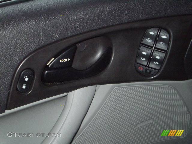 2007 Focus ZX4 SE Sedan - Liquid Grey Metallic / Charcoal/Light Flint photo #13