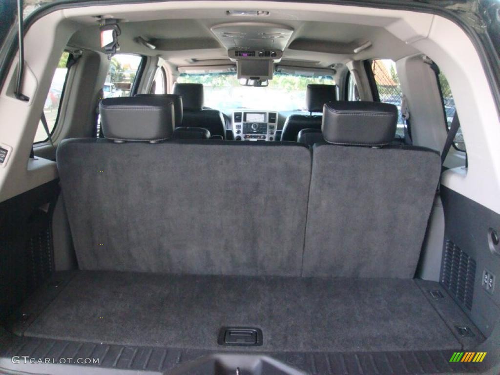 2010 QX 56 4WD - Silver Graphite / Graphite photo #20
