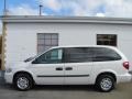 Stone White - Grand Caravan SE Photo No. 5