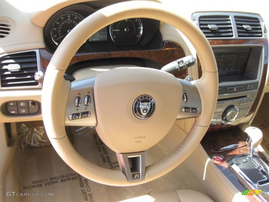 2008 Jaguar XK XKR Coupe Caramel Steering Wheel Photo #48900945