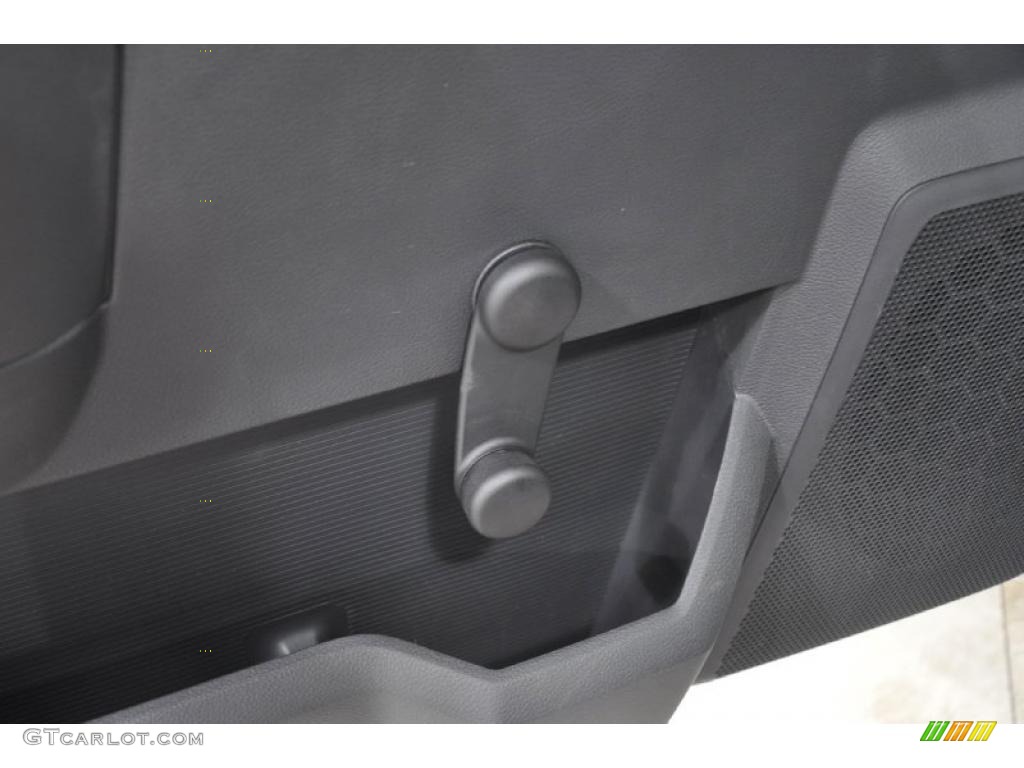 2011 Ram 1500 ST Regular Cab - Bright Silver Metallic / Dark Slate Gray/Medium Graystone photo #8