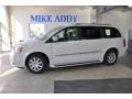 Stone White - Town & Country Touring - L Photo No. 1