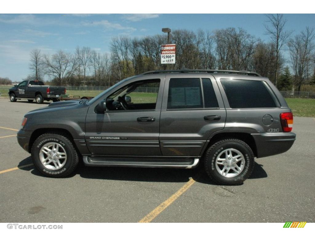 2004 Grand Cherokee Laredo 4x4 - Dark Khaki Pearl / Dark Slate Gray photo #12