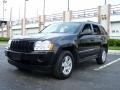 2005 Brilliant Black Crystal Pearl Jeep Grand Cherokee Laredo 4x4  photo #1