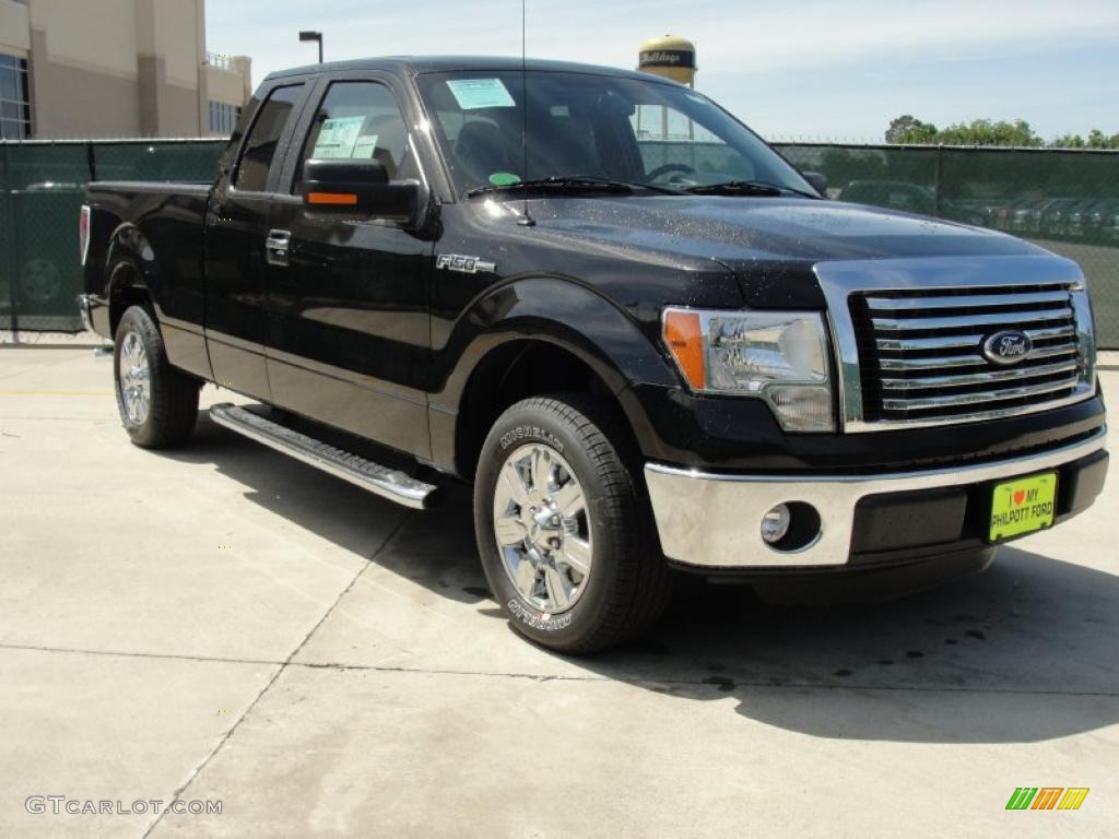 2011 F150 XLT SuperCab - Tuxedo Black Metallic / Steel Gray photo #1