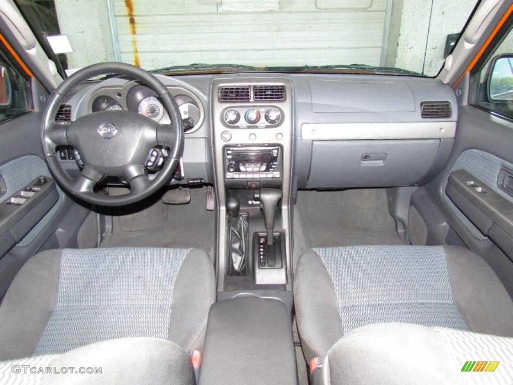 2003 Xterra XE V6 4x4 - Atomic Orange / Charcoal photo #14