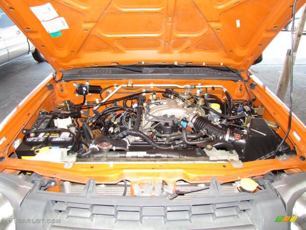 2003 Xterra XE V6 4x4 - Atomic Orange / Charcoal photo #19