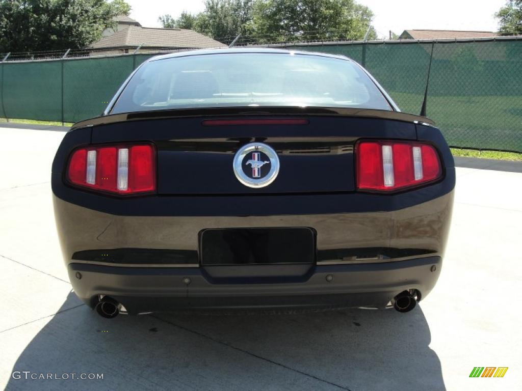 2012 Mustang V6 Premium Coupe - Lava Red Metallic / Charcoal Black photo #4