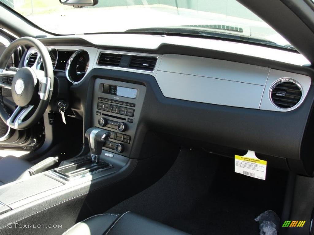 2012 Ford Mustang V6 Premium Coupe Charcoal Black Dashboard Photo #48911214