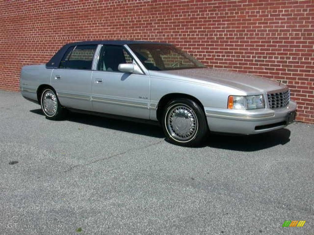 Sterling 1999 Cadillac DeVille Sedan Exterior Photo #48917223