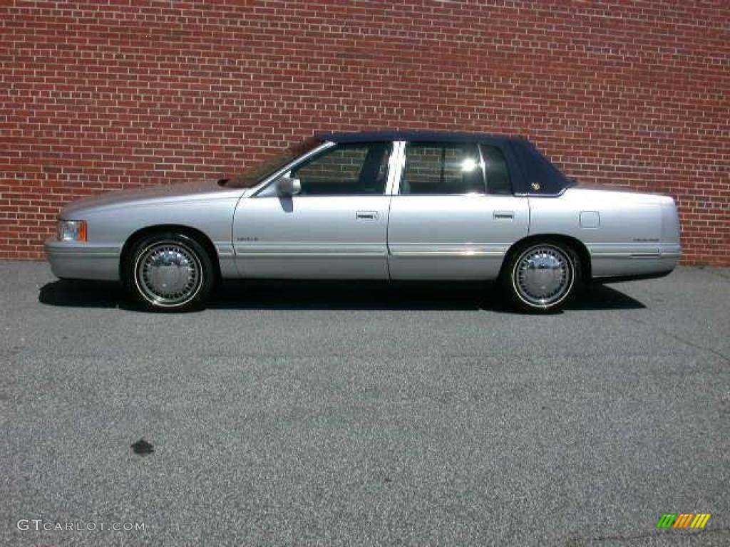 Sterling 1999 Cadillac DeVille Sedan Exterior Photo #48917331