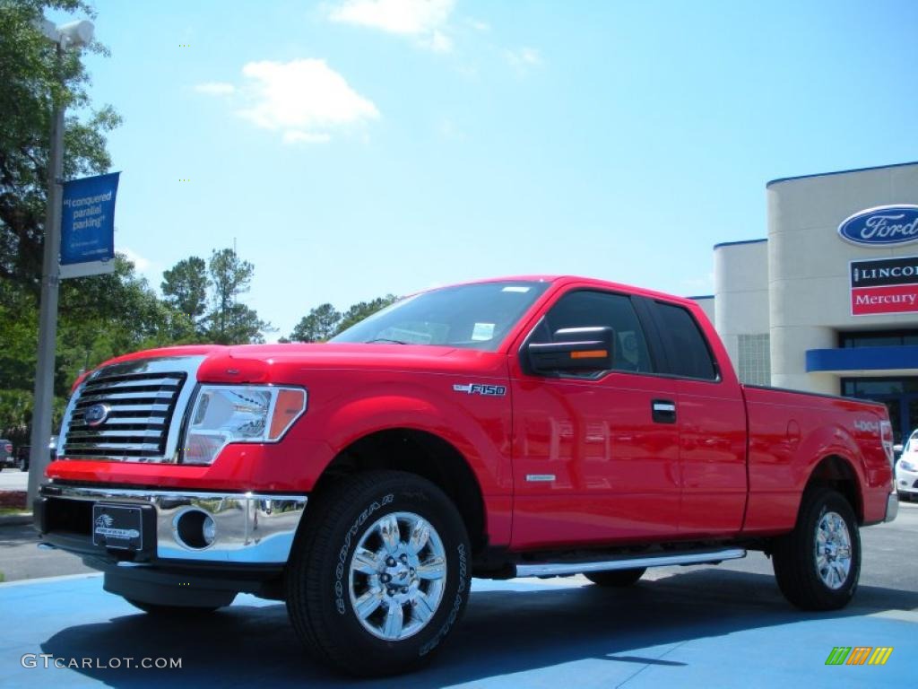 2011 F150 XLT SuperCab 4x4 - Race Red / Steel Gray photo #1