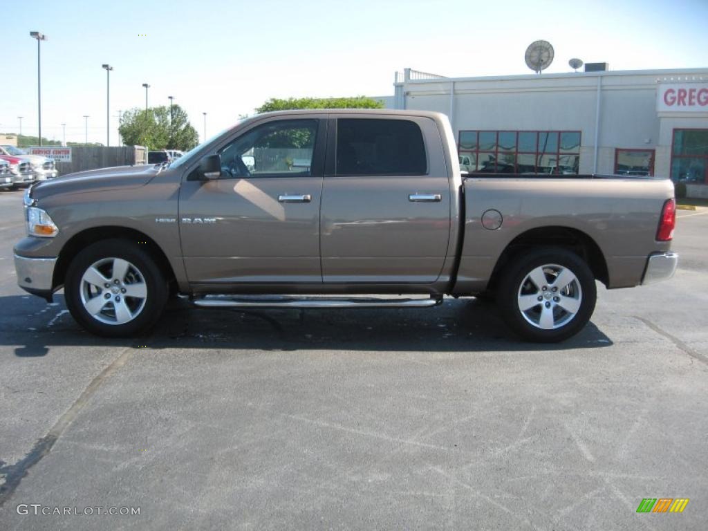 2009 Ram 1500 SLT Crew Cab - Austin Tan Pearl / Dark Slate/Medium Graystone photo #8