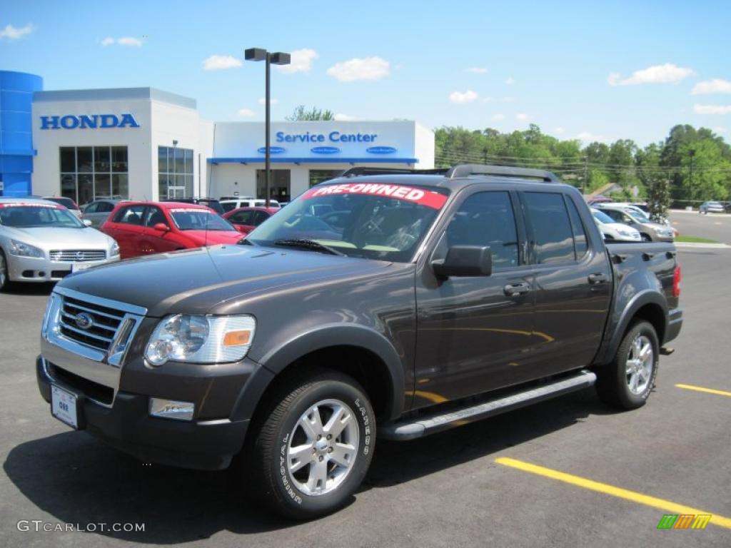 2007 Explorer Sport Trac XLT - Alloy Grey Metallic / Camel photo #1