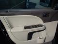 Black Clearcoat - Taurus SEL Photo No. 10