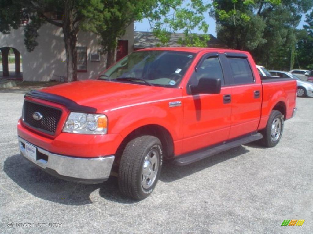 2006 F150 XLT SuperCrew - Bright Red / Medium/Dark Flint photo #1