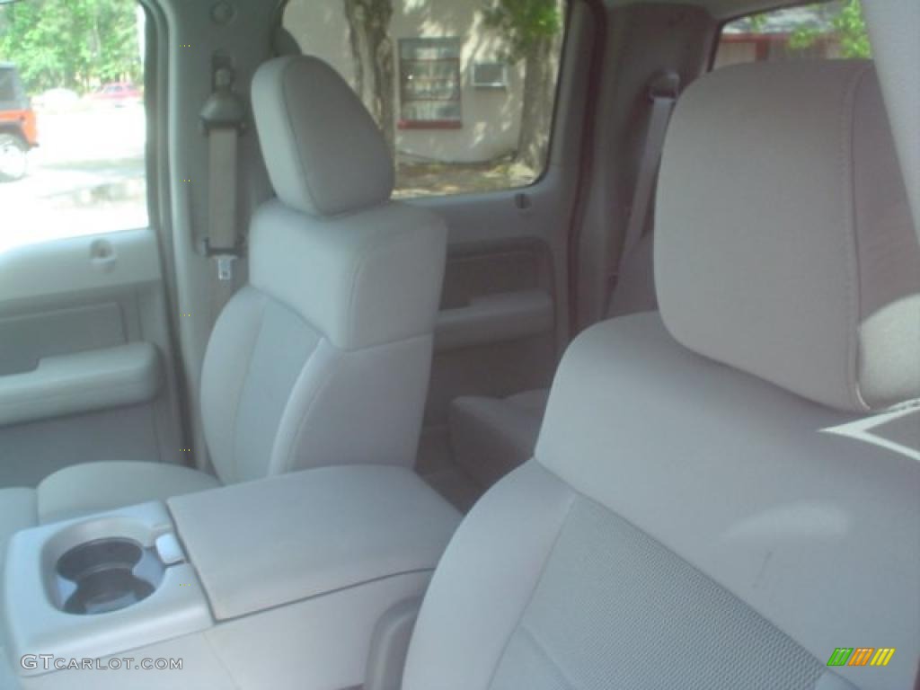 2006 F150 XLT SuperCrew - Bright Red / Medium/Dark Flint photo #14