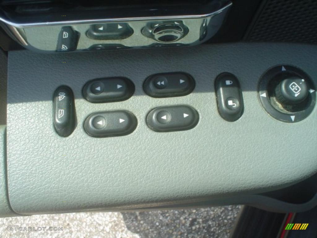 2006 F150 XLT SuperCrew - Bright Red / Medium/Dark Flint photo #16