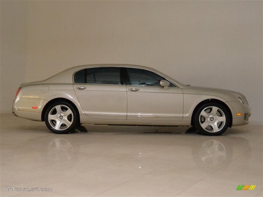 White Sand 2009 Bentley Continental Flying Spur Standard Continental Flying Spur Model Exterior Photo #48925747